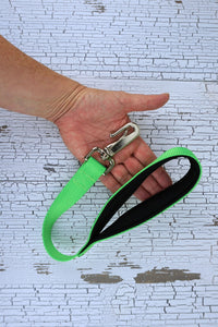 padded loop handle with black neoprene