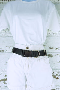 medium weight hands free leash belt in black on a mannequin with an attached hands free leash