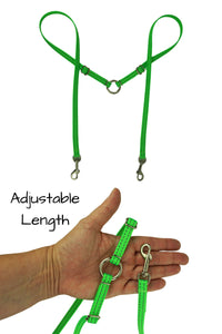 Closeup of the hardware for the adjustable length leash splitter for extra small dogs. This also shows the reflective stitching.